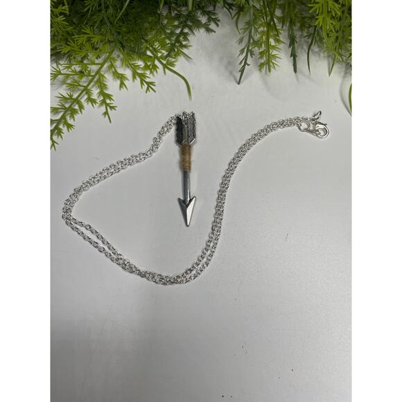 Silver Arrow Necklace Cupid Archery Archer Hunter - Picture 4 of 7